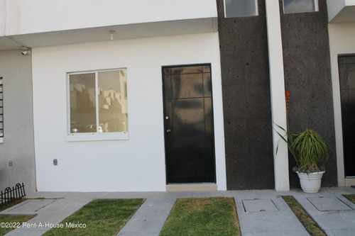 Imagen 17 de 24 de Ciudad Del Sol Casa En Renta De 2 Niveles Y 2 Recamaras Qh 224045