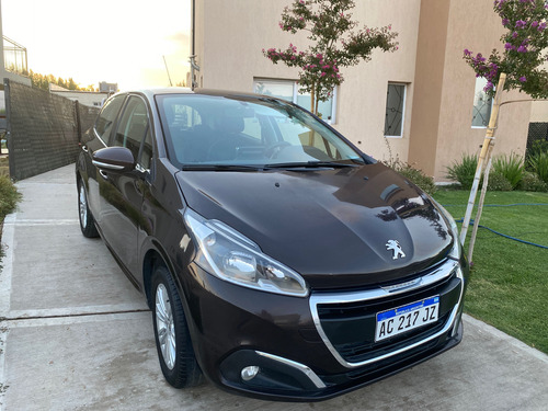 Peugeot 208 1.6 Allure