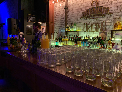 Servicio De Barra Móvil De Tragos A Domicilio