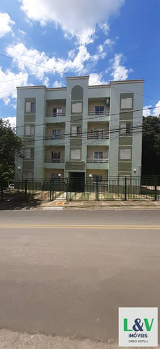 Imagem 1 de 8 de Apartamento 2 Dormitórios - 1841