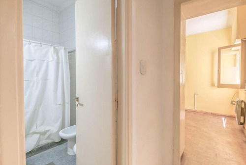 Ph Venta 2 Dormitorios 1 Baño 1 Patio 71 Mts 2 Totales - La Plata