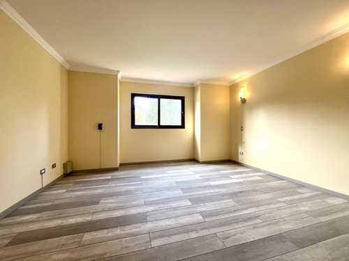 Arriendo Casa En Exclusivo Condominio, Los Trapenses