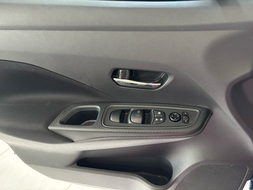 Nissan Versa 1.6 Advance Cvt