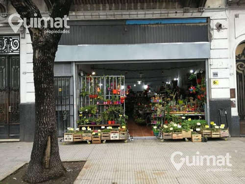 Imagen 11 de 19 de Excelente Local Sobre Av. Independencia Y Castro Barros 8 Mts De Frente. Sin Expensas