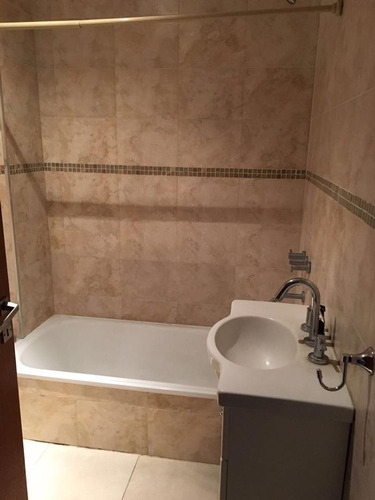 Imagen 10 de 12 de En Venta. Amplio Dpto. 2 Ambientes - San Miguel Centro
