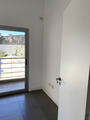 Imagen 10 de 18 de Oficina En Venta En San Justo