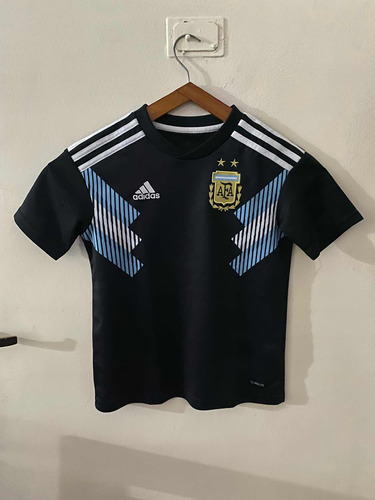 Remera De Futbol De Niño Usada Muy Buen Estado 5 A 6 Años