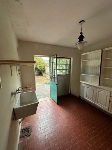 Casa Sobre Av T Edison 846