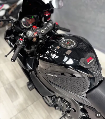 Suzuki Gsxr-600