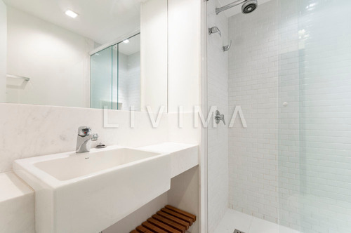 Imagem 10 de 16 de Flat À Venda Na Avenida Epitácio Pessoa, Lagoa, Rio De Janeiro - Rj - Liv-11806