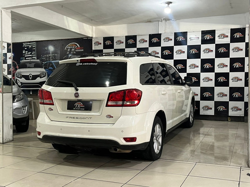 Fiat Freemont 2.4 PRECISION 16V GASOLINA 4P AUTOMÁTICO