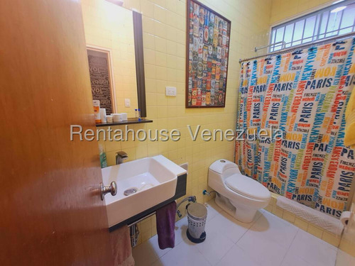 Le. Casa En Venta En Prados Del Este Msl #25-21185