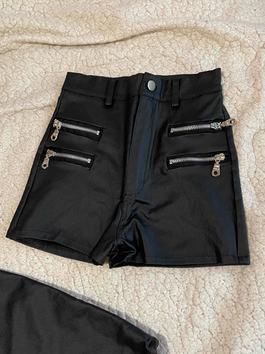 Short Mujer Cuerina Con Cierres Negro Talle Xs