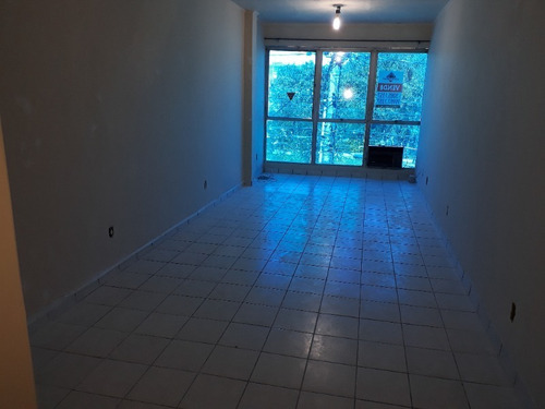 Imagem 8 de 15 de Sala - Sa00004 - 32941124