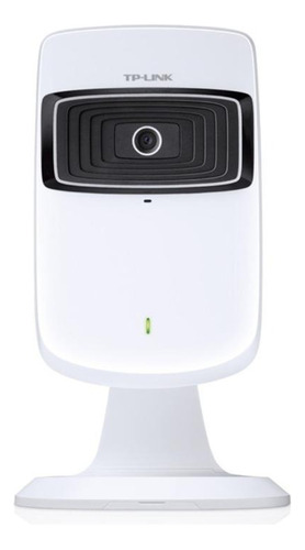 Câmera de segurança TP-Link NC200 com resolução de 0.3MP branca