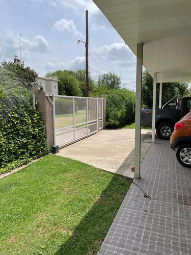 Casa Quinta En Venta - 2 Dormitorios 2 Baños - 1.500mts2 - Chivilcoy