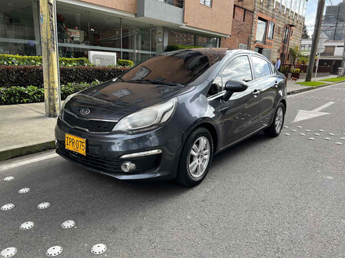 Kia Rio 1.25 4 p