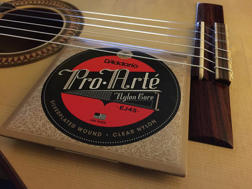 Imagen 2 de 4 de Set Cuerdas Daddario Ej45 Para Guitarra Clásica