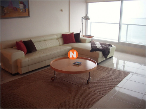 Apartamento En Venta Y Alquiler, Mansa, Punta Del Este, 3 Dormitorios.- Ref: 762