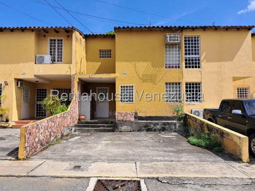 ¡descubre El Hogar De Tus Sueños En Cabudare! Imagina Vivir En Una Hermosa Casa De 2 Plantas, Situada En Un Urbanismo Tranquilo Y Seguro, Donde La Naturaleza Te Abraza Cada Día. Tu Nuevo Hogar Te Espe