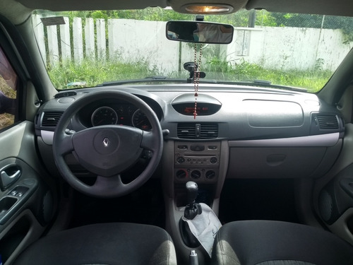 Imagem 10 de 13 de Renault Symbol 2010 1.6 Expression Hi-torque 4p