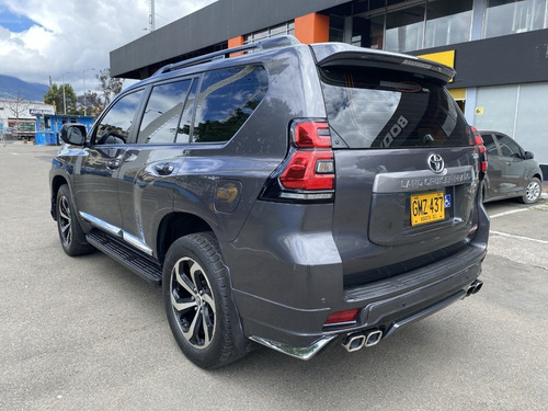 Imagen 5 de 19 de Toyota Prado 2020