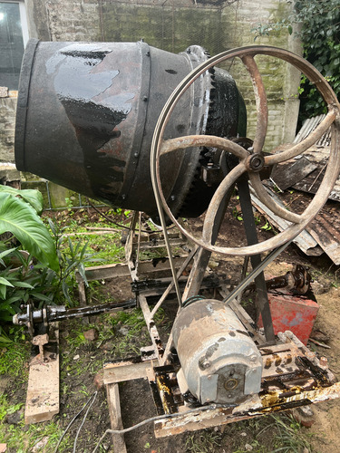 Hormigonera Industrial Negra (Usado)