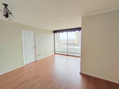 Ref:11457** Corretaje Gratis. Amplio Departamento 3d + 2b