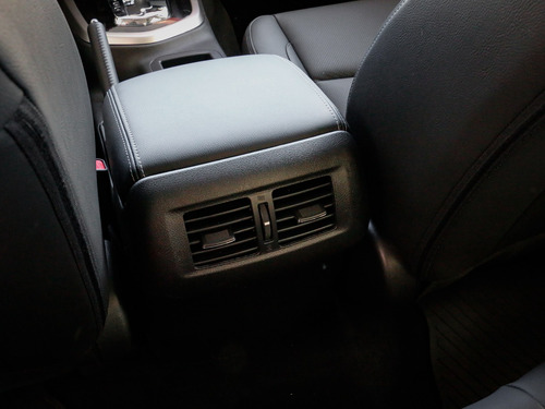 Imagem 9 de 14 de Nissan Frontier 2.3 Td Cd Le 4x4 (aut)