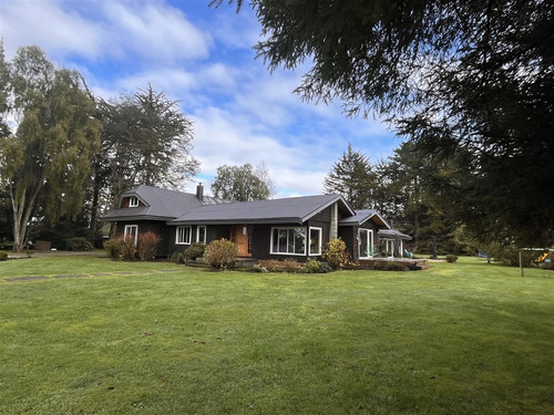 Hermosa Casa En Venta De 4 Dorm. En Frutillar Alto