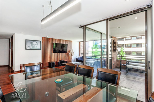 Amplio Departamento En Venta De 3 Dorm. En Las Condes