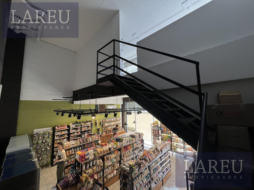 Local A Estrenar En Officia Pilar - Life