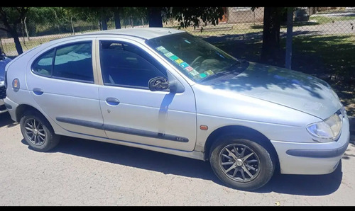 Renault Megane 1.6 Rt