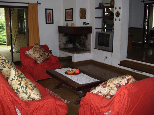 Imagen 13 de 14 de Alquilo Casa Marea Excelente Y Amplia Casona Carilo Centro