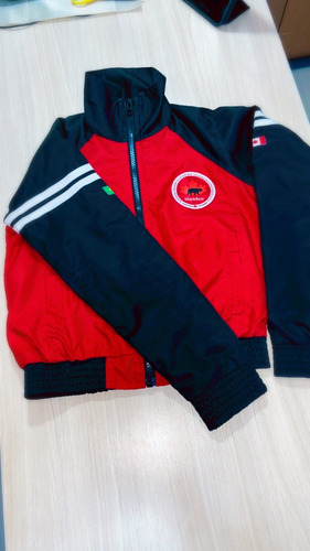 Uniforme Escola Maple Bear Camisetas Calça Frio Branco Lisa P (Usado)