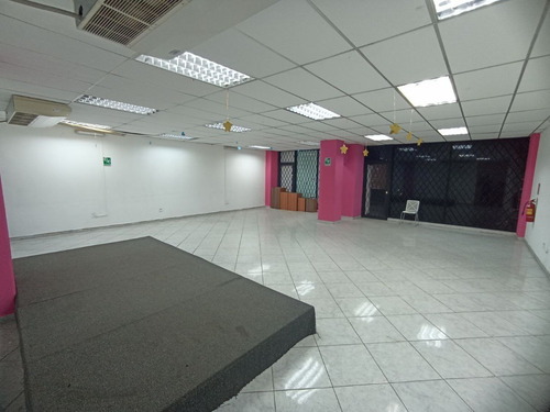 Imagen 1 de 7 de Local En Venta Av Bolivar Torre Banaven Mb Aa