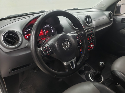 Volkswagen Saveiro Saveiro Highline 1.6 MSI CD (Flex)
