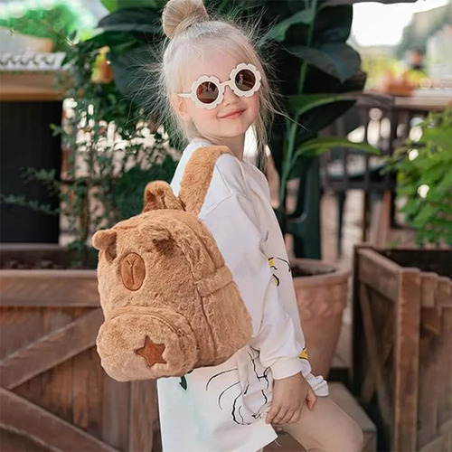 Linda Mochila De Peluche Para Muñecas Capibara