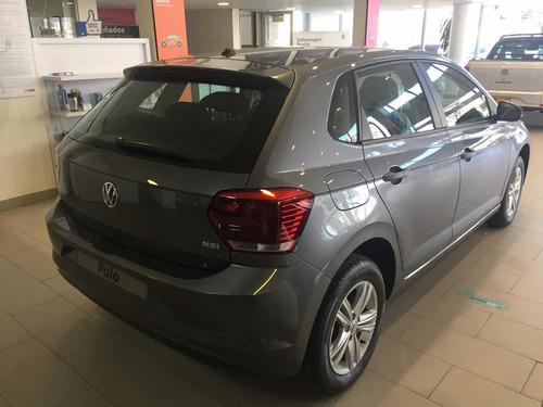 Imagen 4 de 10 de Volkswagen Polo Comfortline At