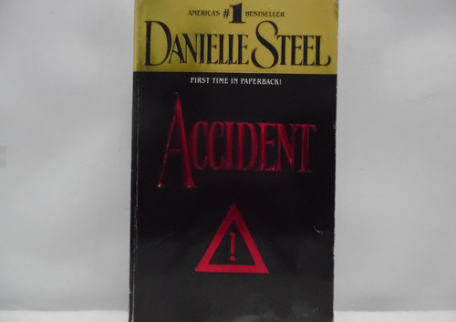 Accident / Danielle Steel / Book Club / Ingles 