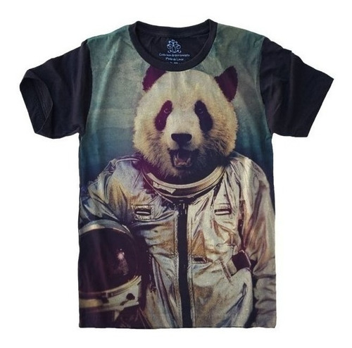 Camiseta Unissex Preta Estampa Panda Astronauta Plus Size