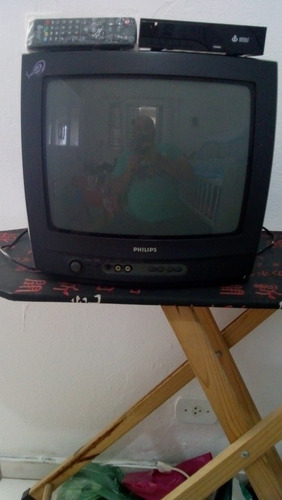 Tv 14 Polegadas Philips, Com Conversor Digital.