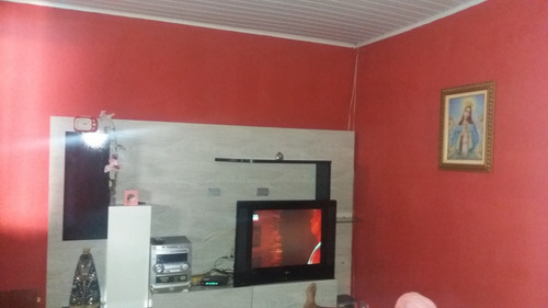 Linda Casa Em Ótima Localização