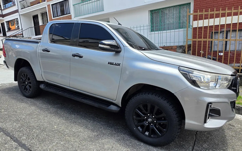 Toyota Hilux 2.4l