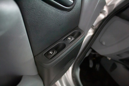 Renault Clio Authentique Pack Plus Nafta 2012 Gris