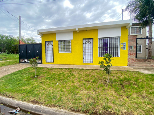 Casa En Venta De 3 Ambientes En Escobar 