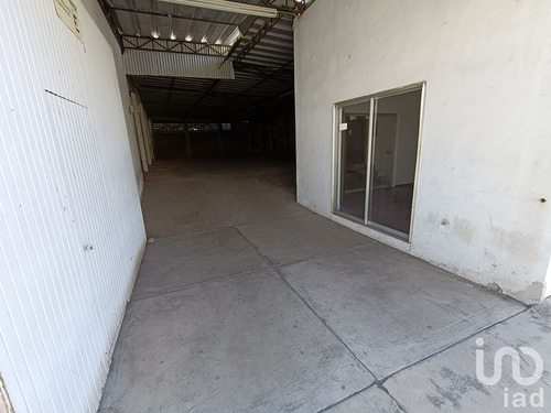Venta Bodega 7 Ambientes Colima Centro