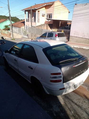 Imagem 3 de 8 de Fiat