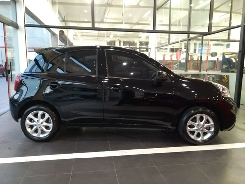 Imagem 3 de 10 de Nissan March 1.6 Sv 16v Flex 4p Manual