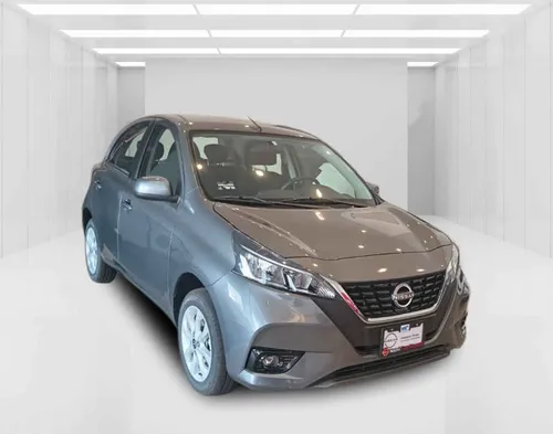 Nissan March 5p Advance L4/1.6 Aut